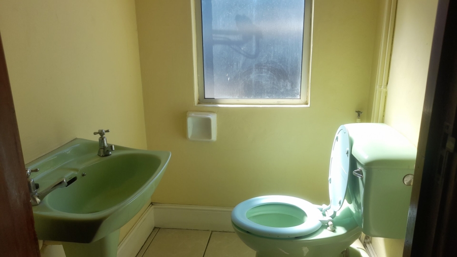 7 Bedroom Property for Sale in Quigney Eastern Cape